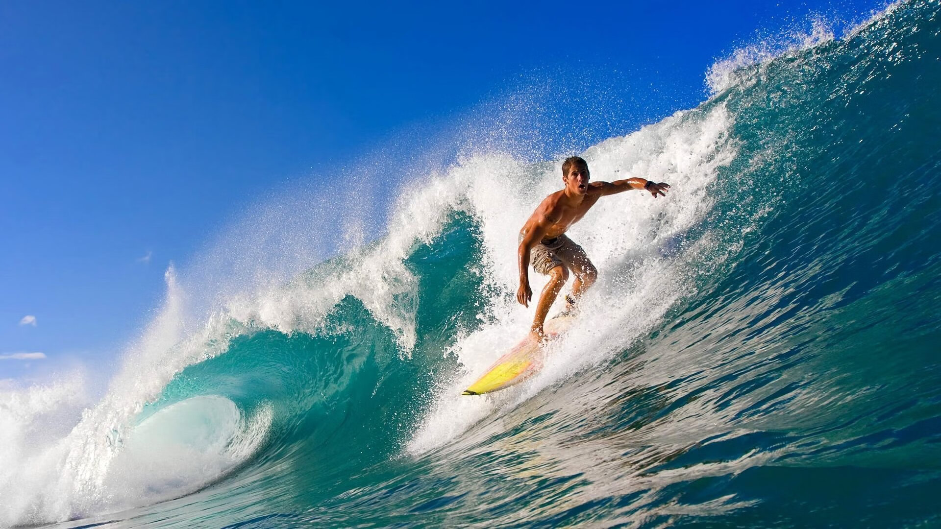英格兰锋线三人组完美配合破门,英格兰队球风